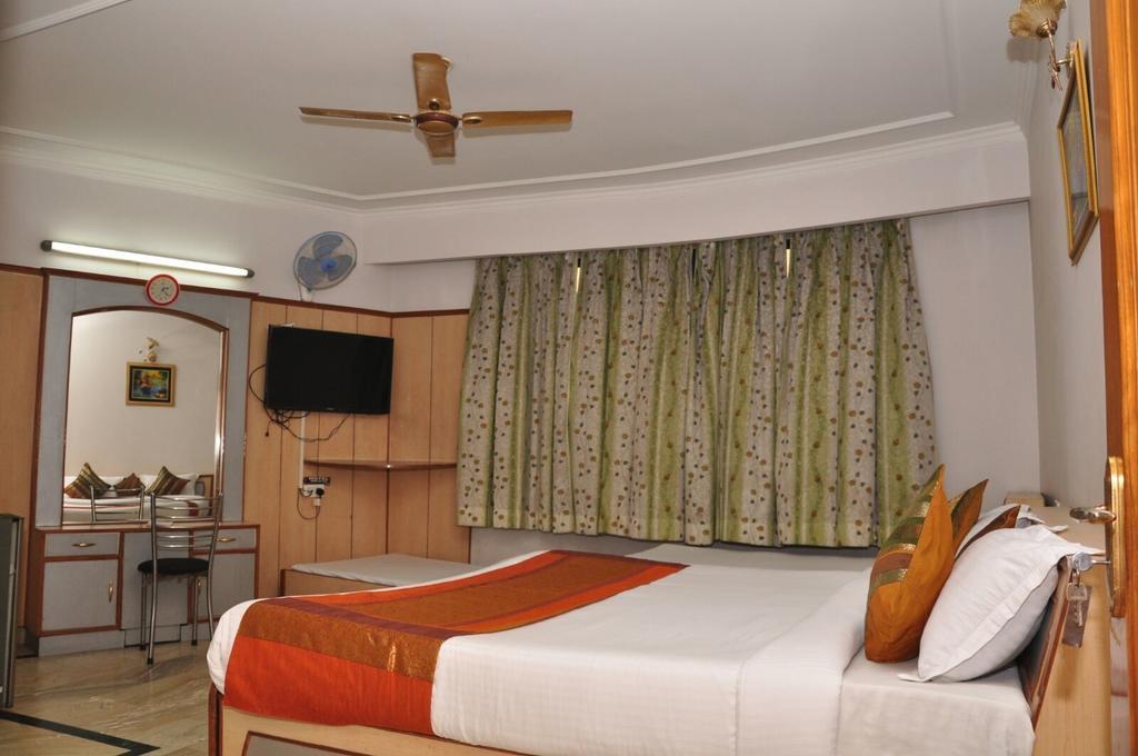 Hotel Mercury Inn By Sonachi Amritsar Eksteriør bilde