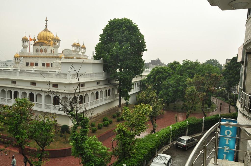 Hotel Mercury Inn By Sonachi Amritsar Eksteriør bilde