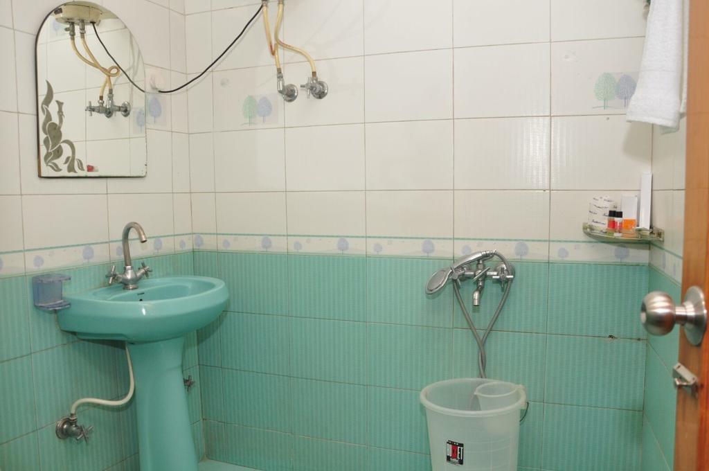 Hotel Mercury Inn By Sonachi Amritsar Eksteriør bilde