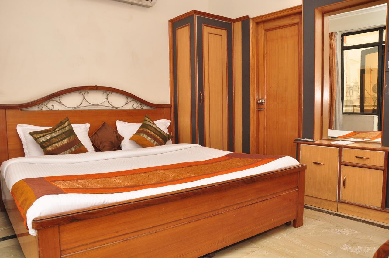 Hotel Mercury Inn By Sonachi Amritsar Eksteriør bilde