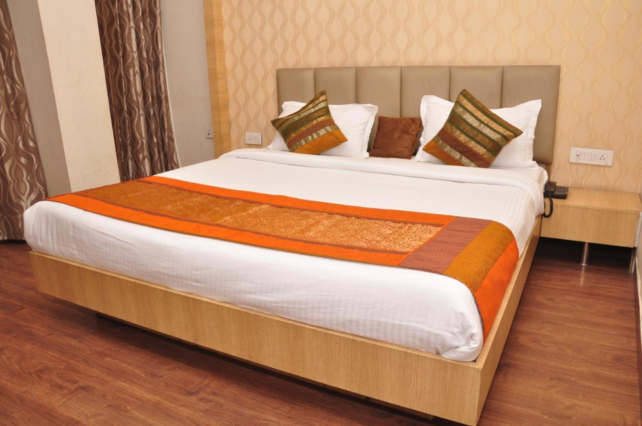 Hotel Mercury Inn By Sonachi Amritsar Eksteriør bilde