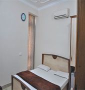 Hotel Mercury Inn By Sonachi Amritsar Eksteriør bilde